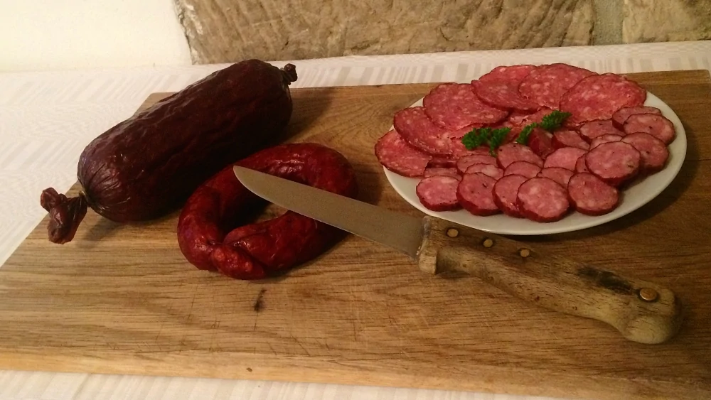 Plody mochyně na zahradě usedlosti